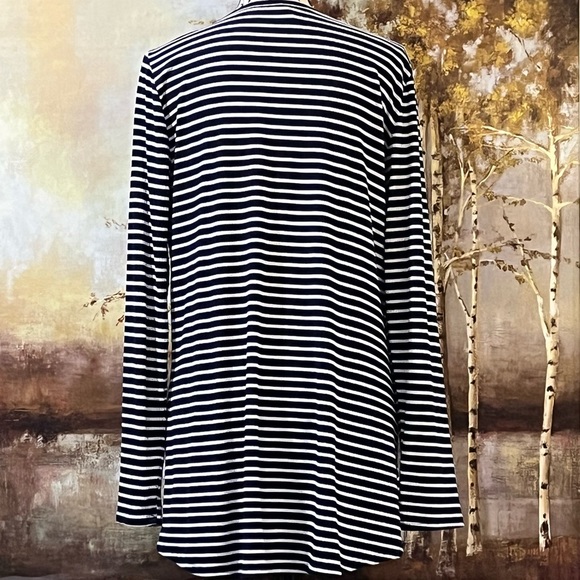 EUC LuLaRoe Striped High Low Tunic - Picture 2 of 6